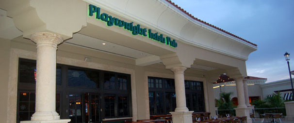 Playwright Irish Pub packs in enormous crowds for live sporting events, especially UFC cards shown on Pay-Per-View. Playwright Irish Pub packs in enormous crowds for live sporting events, especially UFC cards shown on Pay-Per-View.